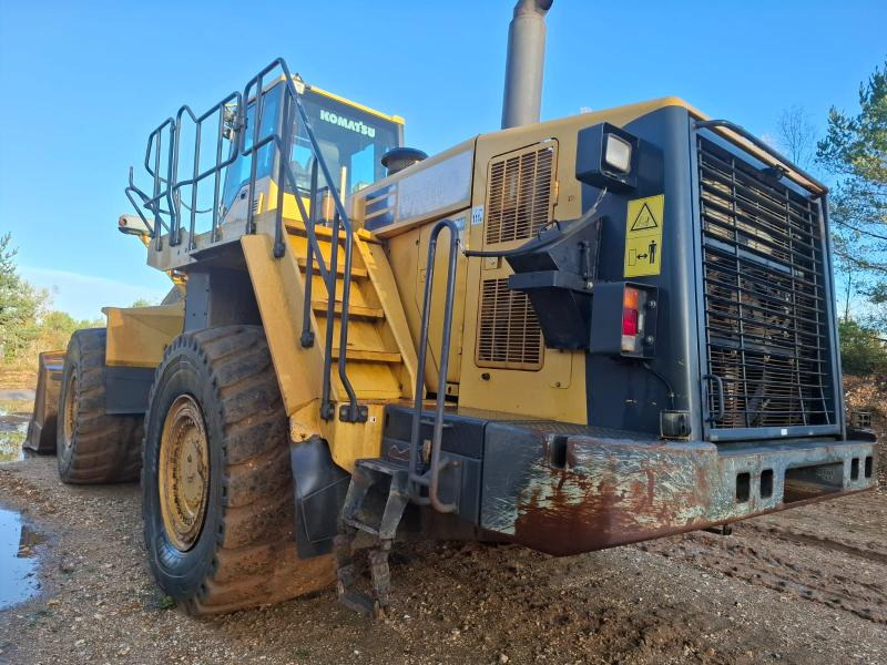 Komatsu WA600-6 - Wheel loader: gambar 5 Komatsu WA600-6 - Wheel loader: gambar 5