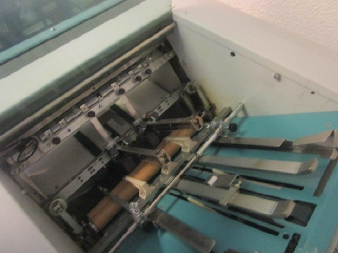 FALZ- UND HEFTMASCHINE NAGEL FOLDNAK 8 MIT TRIMMER - Mesin lipat: gambar 3 FALZ- UND HEFTMASCHINE NAGEL FOLDNAK 8 MIT TRIMMER - Mesin lipat: gambar 3