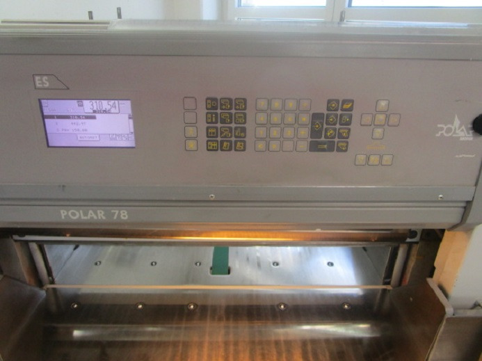 POLAR 78 ES - Mesin potong kertas: gambar 4 POLAR 78 ES - Mesin potong kertas: gambar 4