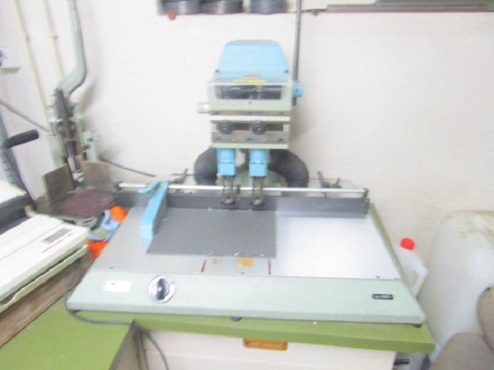 ZWEISPINDELBOHRMASCHINE O.M. - Mesin percetakan: gambar 5 ZWEISPINDELBOHRMASCHINE O.M. - Mesin percetakan: gambar 5