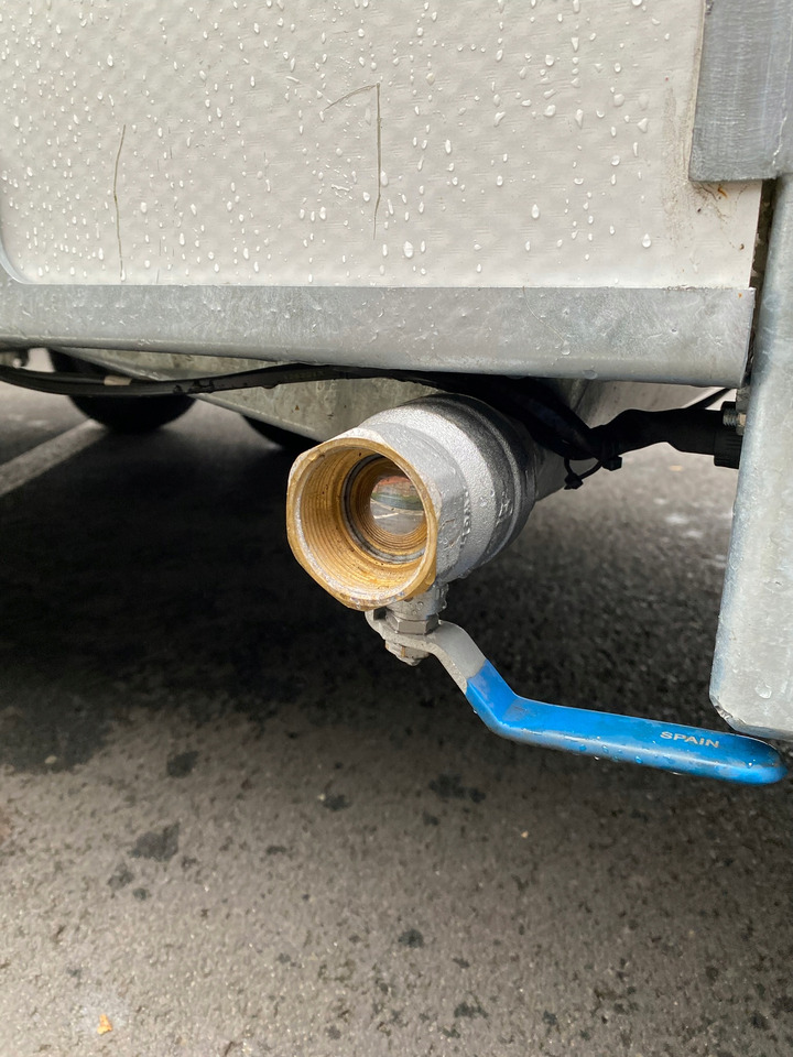 Trailer pengangkut hewan baru PRZYCZEPA DO PRZEWOZU ŚWIŃ / BYDŁA, DMC 2700 / TRAILER FOR TRANSPORTING PIGS / CATTLE, DMC 2700: gambar 7