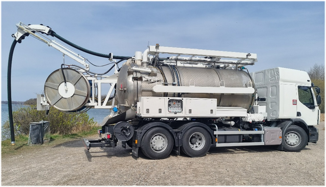 RENAULT D - Wide 6x2*4 - Truk vakum: gambar 1 RENAULT D - Wide 6x2*4 - Truk vakum: gambar 1