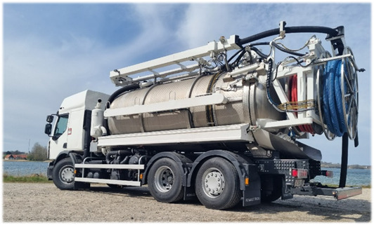 RENAULT D - Wide 6x2*4 - Truk vakum: gambar 3 RENAULT D - Wide 6x2*4 - Truk vakum: gambar 3