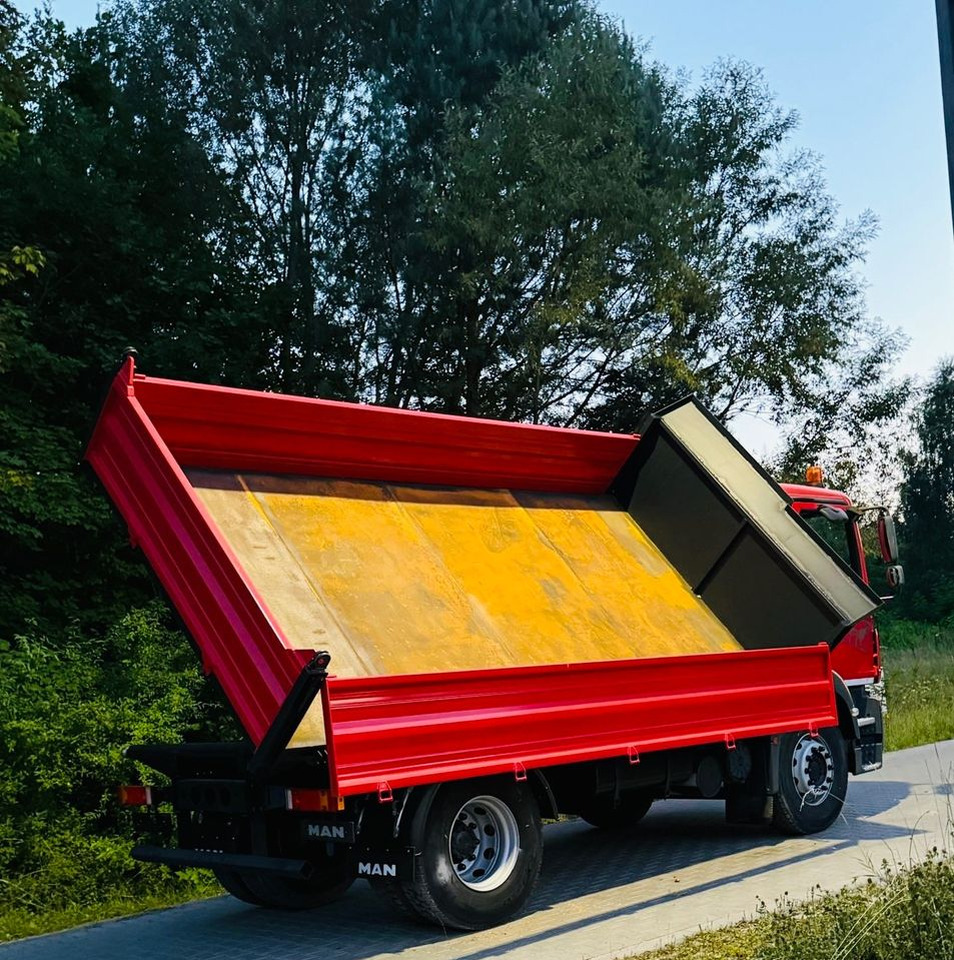 MAN TGM 18.290 - Truk jungkit: gambar 4 MAN TGM 18.290 - Truk jungkit: gambar 4