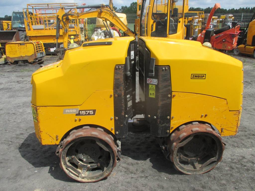 Ammann ARR 1575 - Roller jalan: gambar 1 Ammann ARR 1575 - Roller jalan: gambar 1