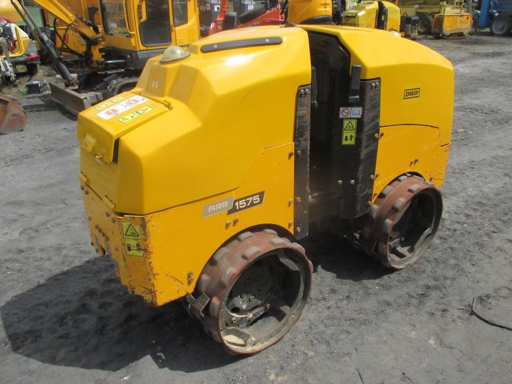 Ammann ARR 1575 - Roller jalan: gambar 2 Ammann ARR 1575 - Roller jalan: gambar 2