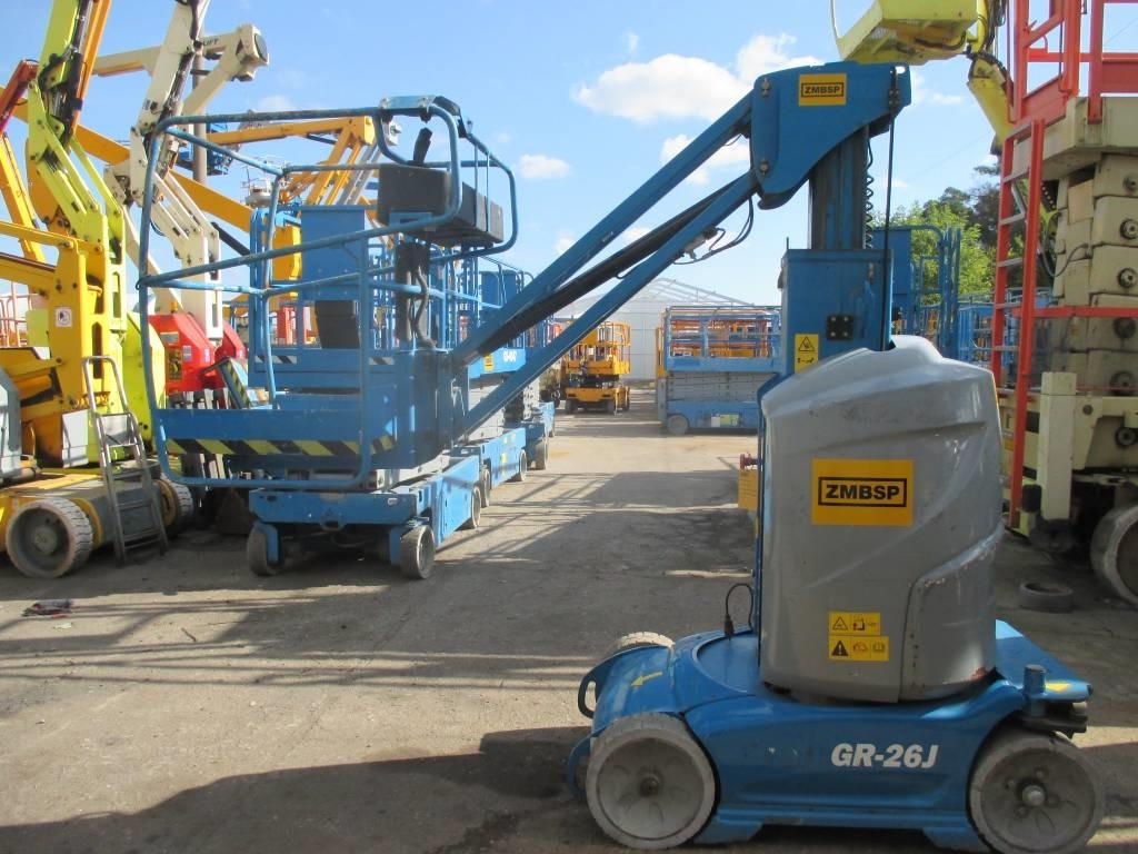 Genie GR 26 J - Lift tiang vertikal: gambar 5 Genie GR 26 J - Lift tiang vertikal: gambar 5