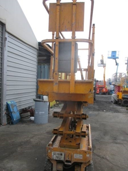 Genie GS 1532 - Scissor lifts: gambar 2 Genie GS 1532 - Scissor lifts: gambar 2
