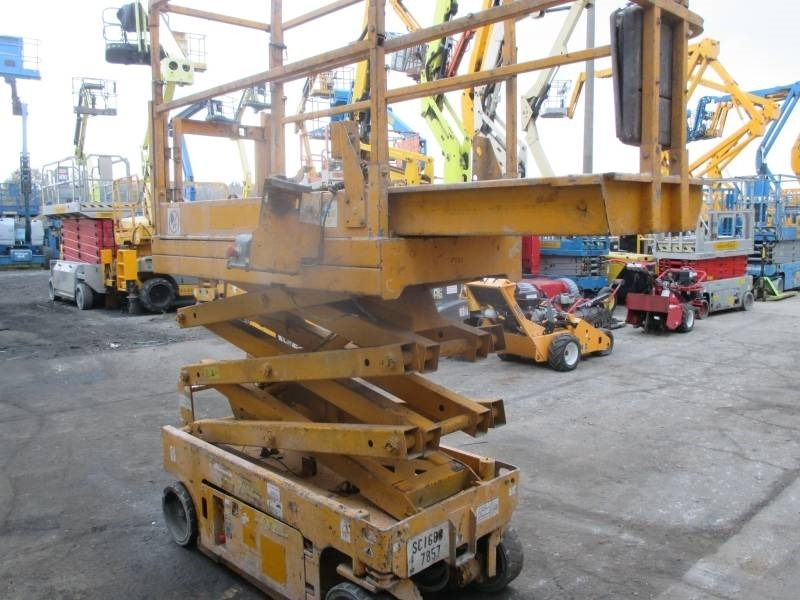 Genie GS 1532 - Scissor lifts: gambar 3 Genie GS 1532 - Scissor lifts: gambar 3