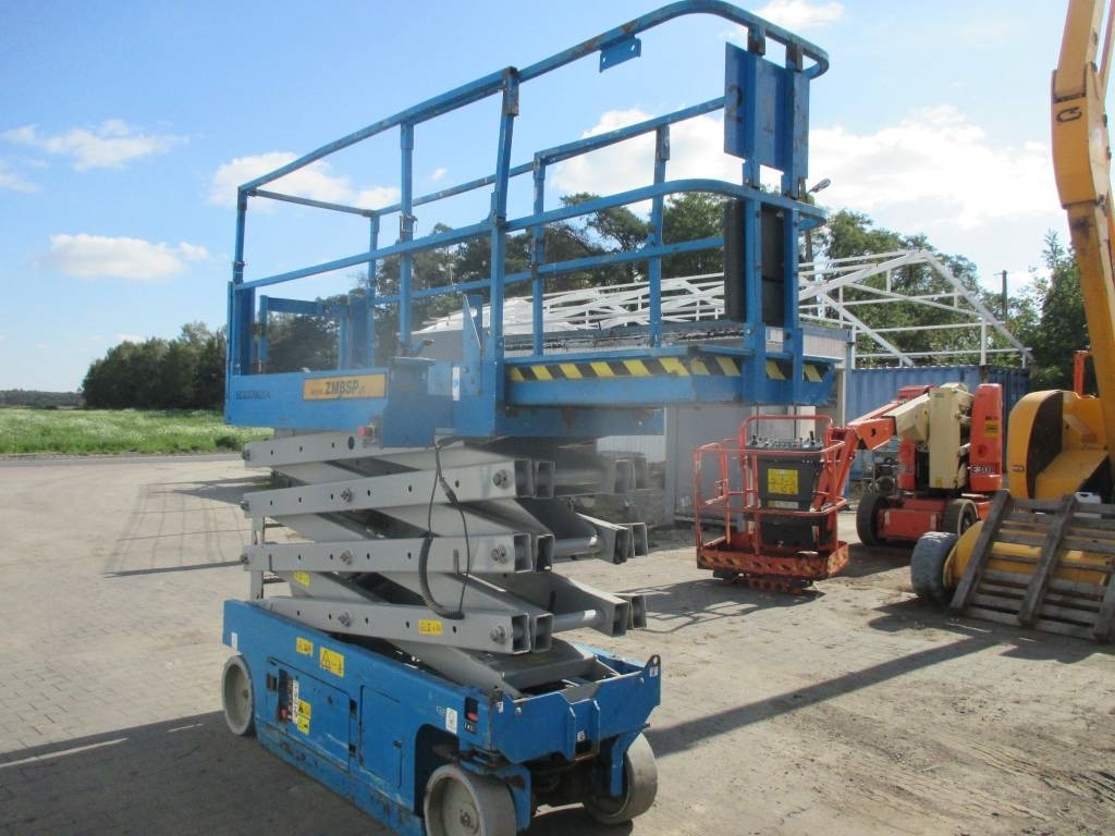 Genie GS 2632 - Scissor lifts: gambar 4 Genie GS 2632 - Scissor lifts: gambar 4