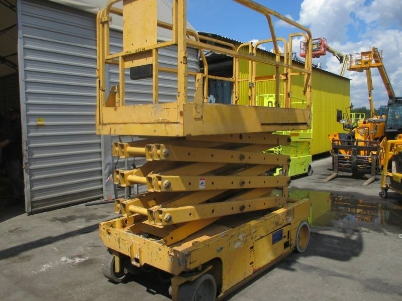 Genie GS 2646 - Scissor lifts: gambar 2 Genie GS 2646 - Scissor lifts: gambar 2