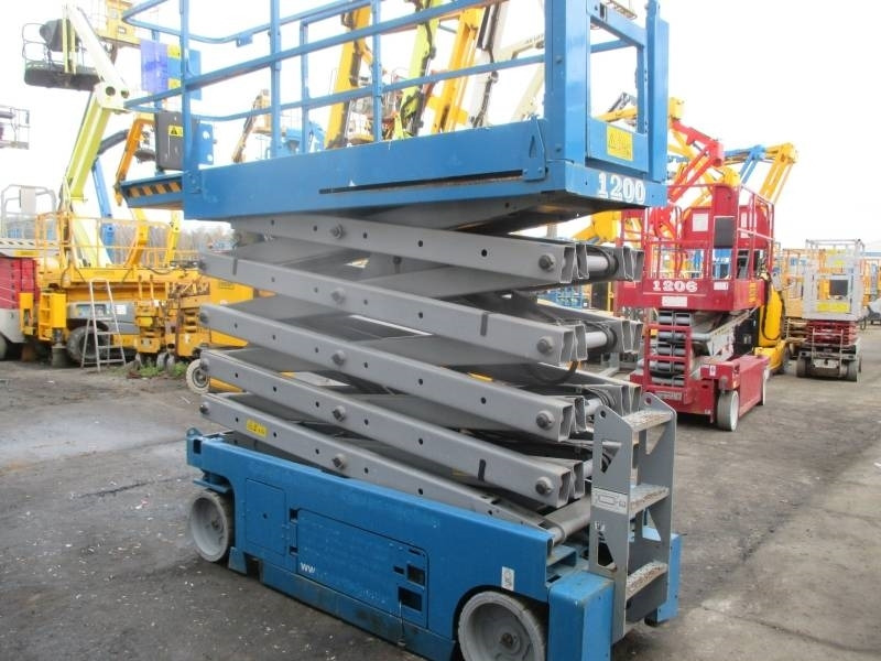 Genie GS 3232 - Scissor lifts: gambar 4 Genie GS 3232 - Scissor lifts: gambar 4