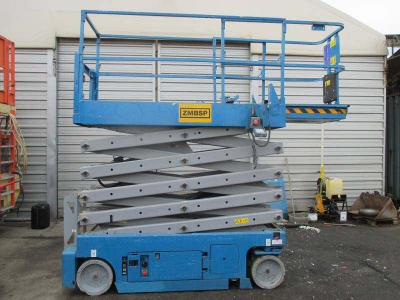 Genie GS 3232 - Scissor lifts: gambar 1 Genie GS 3232 - Scissor lifts: gambar 1