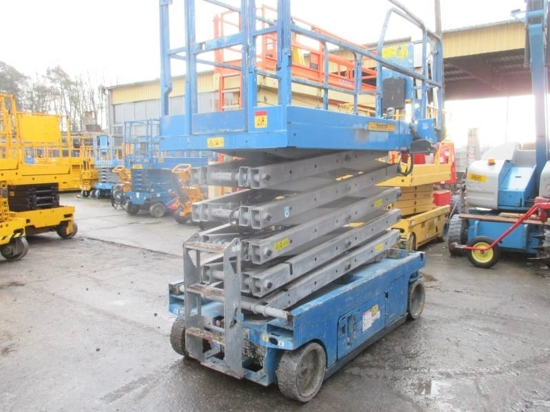 Genie GS 3246 - Scissor lifts: gambar 5 Genie GS 3246 - Scissor lifts: gambar 5