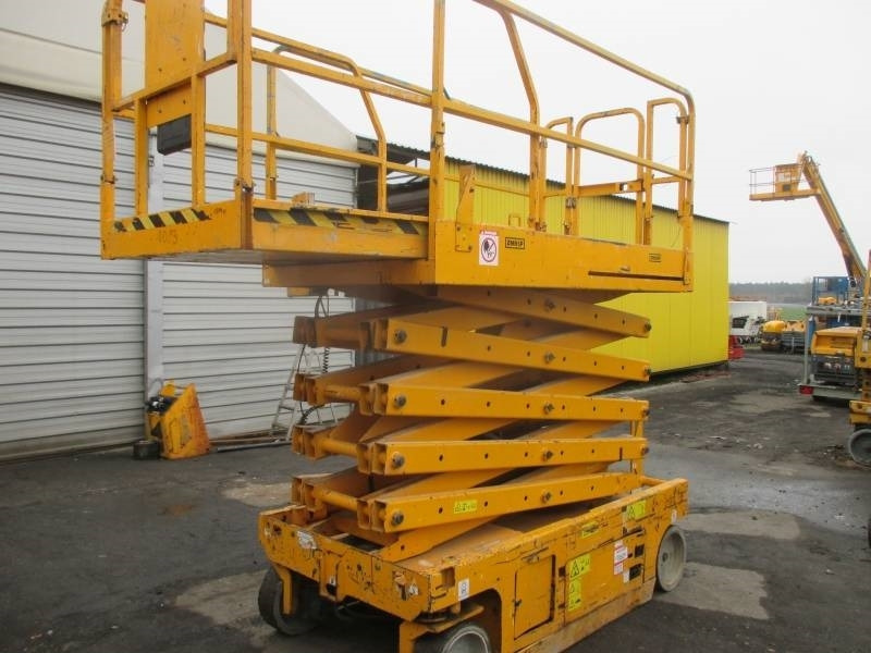 Genie GS 3246 - Scissor lifts: gambar 2 Genie GS 3246 - Scissor lifts: gambar 2