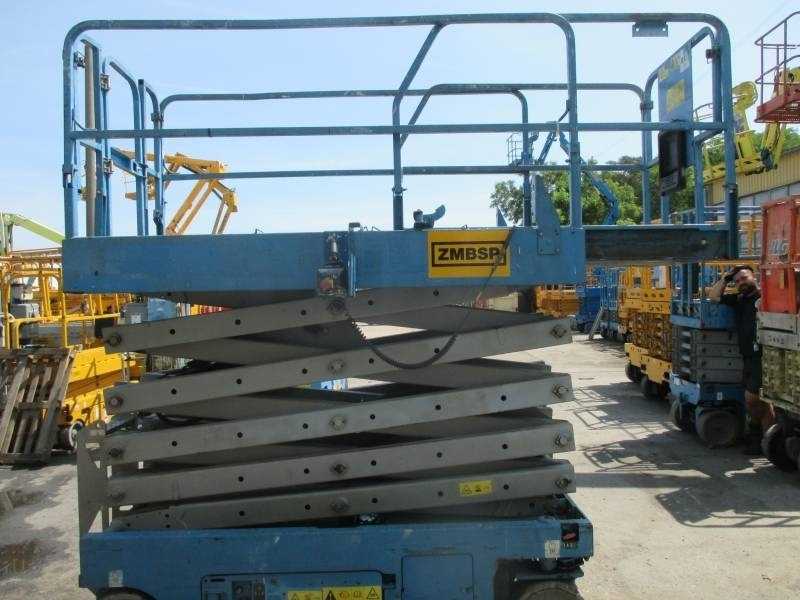 Genie GS 3246 - Scissor lifts: gambar 5 Genie GS 3246 - Scissor lifts: gambar 5