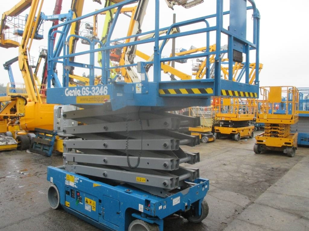 Genie GS 3246 - Scissor lifts: gambar 4 Genie GS 3246 - Scissor lifts: gambar 4
