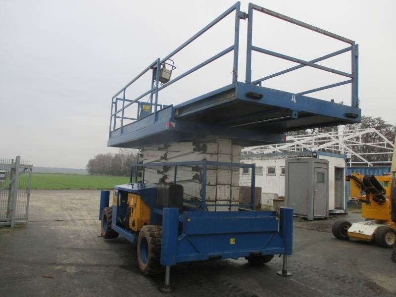 Holland Lift B 195 DL 25 - Scissor lifts: gambar 5 Holland Lift B 195 DL 25 - Scissor lifts: gambar 5