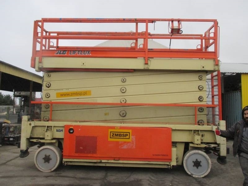 JLG Liftlux 245-12 - Scissor lifts: gambar 2 JLG Liftlux 245-12 - Scissor lifts: gambar 2