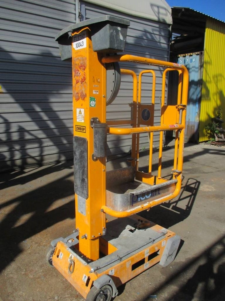 JLG Pecolift - Lift tiang vertikal: gambar 2 JLG Pecolift - Lift tiang vertikal: gambar 2