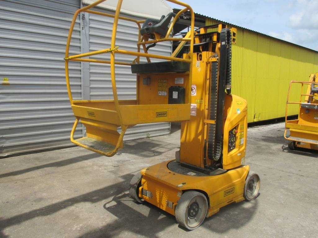 JLG Toucan 8 E - Lift tiang vertikal: gambar 2 JLG Toucan 8 E - Lift tiang vertikal: gambar 2