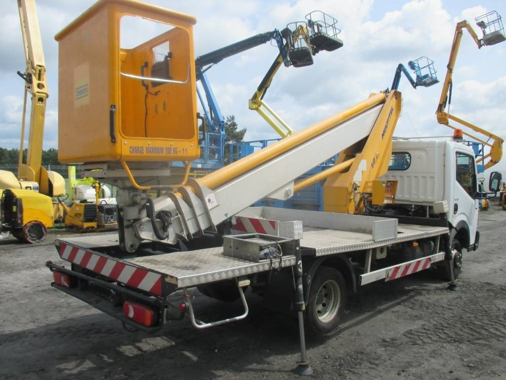 Multitel MT 202 DS - Platform udara yang dipasang di truk: gambar 3 Multitel MT 202 DS - Platform udara yang dipasang di truk: gambar 3