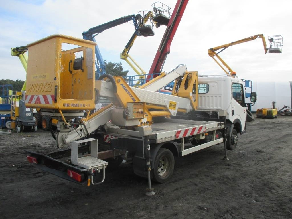 Multitel MX 170  - Platform udara yang dipasang di truk: gambar 3 Multitel MX 170  - Platform udara yang dipasang di truk: gambar 3