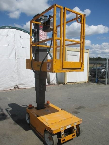 SkyJack SJ 12 - Lift tiang vertikal: gambar 4 SkyJack SJ 12 - Lift tiang vertikal: gambar 4