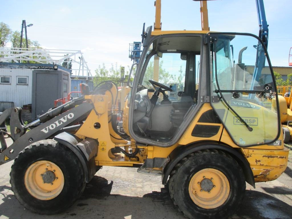 Volvo L 25 F - Wheel loader: gambar 5 Volvo L 25 F - Wheel loader: gambar 5