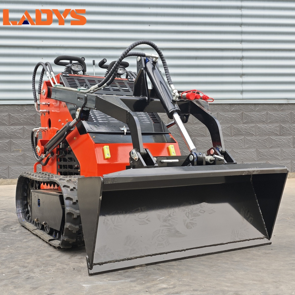 LADYS Free Shipping Mini Skid Steer Loader Compact Track Electric/Diesel Chinese Mini Skid Steer Loader For Sale With Mini Skid Steer Attachments 4 In 1 Bucket - Skid steer: gambar 4 LADYS Free Shipping Mini Skid Steer Loader Compact Track Electric/Diesel Chinese Mini Skid Steer Loader For Sale With Mini Skid Steer Attachments 4 In 1 Bucket - Skid steer: gambar 4