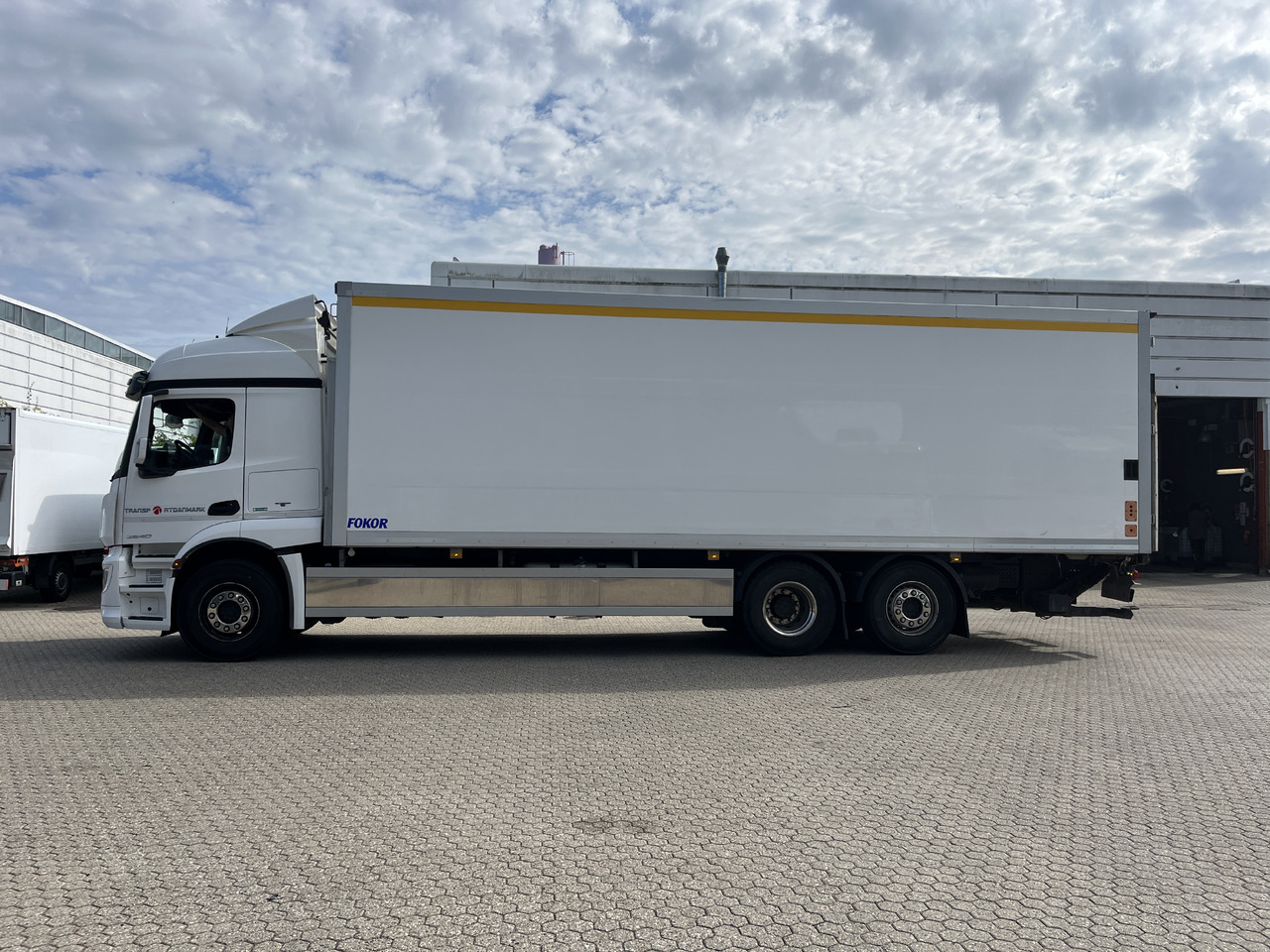 MERCEDES-BENZ Actros 2540 - Truk berpendingin: gambar 1 MERCEDES-BENZ Actros 2540 - Truk berpendingin: gambar 1