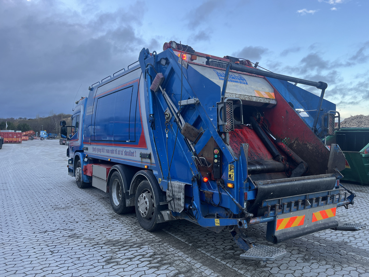 Scania P 320 NTM Box - Truk sampah: gambar 3 Scania P 320 NTM Box - Truk sampah: gambar 3