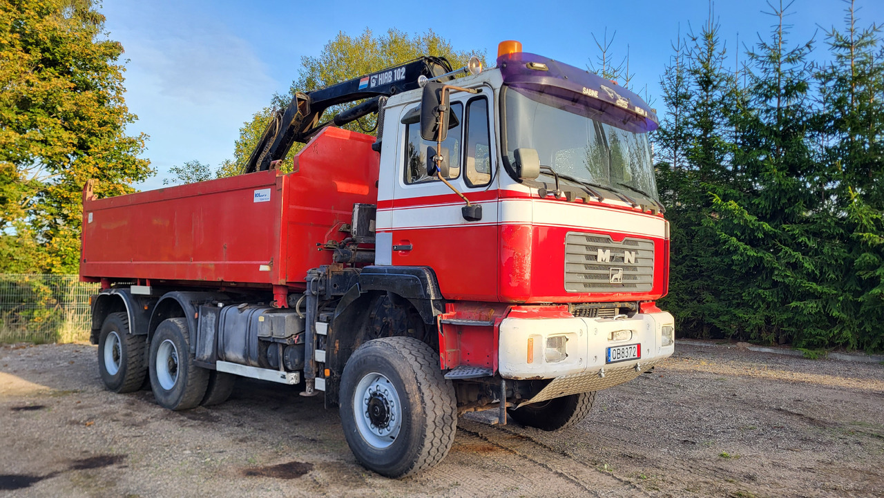 MAN 33.414 6X6 HIAB 102 33.414 - Truk jungkit: gambar 2 MAN 33.414 6X6 HIAB 102 33.414 - Truk jungkit: gambar 2