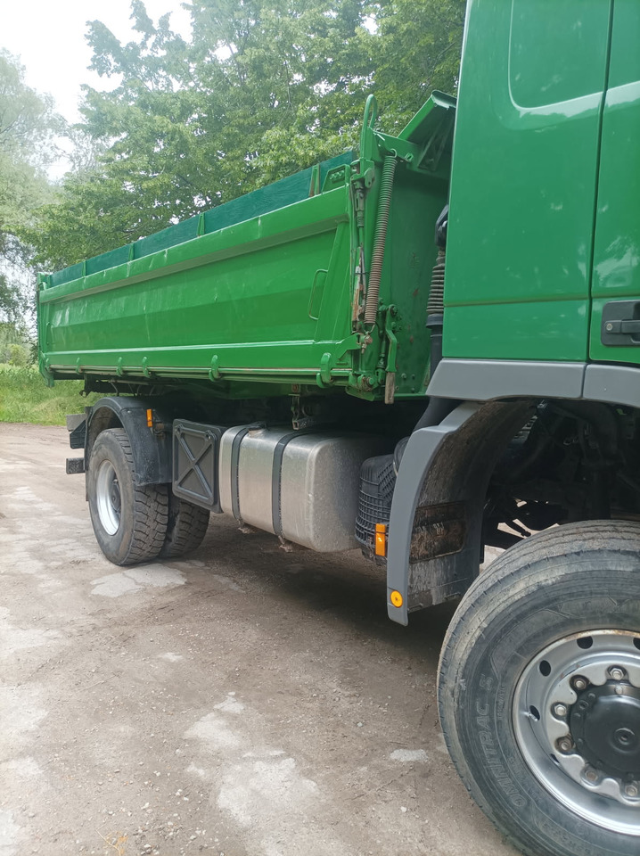 MERCEDES-BENZ ACTROS 18 36 4X4 - Truk jungkit: gambar 4 MERCEDES-BENZ ACTROS 18 36 4X4 - Truk jungkit: gambar 4
