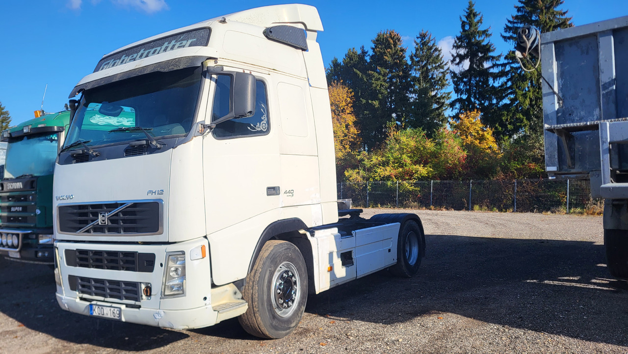 VOLVO FH 12 460 - Tractor head: gambar 1 VOLVO FH 12 460 - Tractor head: gambar 1