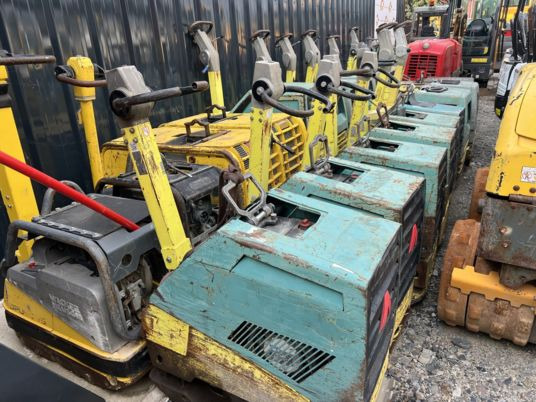 Ammann APH6020 - Pelat getar: gambar 1 Ammann APH6020 - Pelat getar: gambar 1