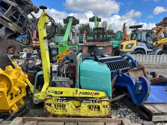 Ammann ARW65 - Roller mini: gambar 2 Ammann ARW65 - Roller mini: gambar 2