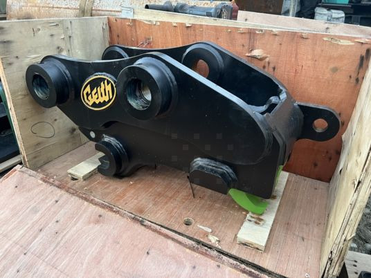 Attache rapide hydraulique QC60H pour pelle de 11T à 17T - Skrup cepat: gambar 3 Attache rapide hydraulique QC60H pour pelle de 11T à 17T - Skrup cepat: gambar 3