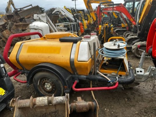 BRENDON BBW30KPE - Mesin cuci tekanan tinggi, Trailer mobil: gambar 1 BRENDON BBW30KPE - Mesin cuci tekanan tinggi, Trailer mobil: gambar 1