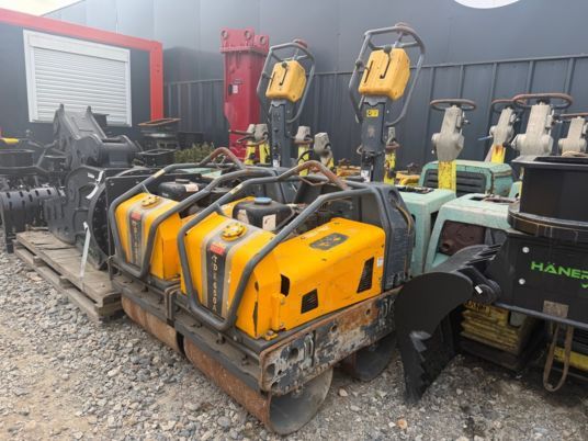 Belle TDX650A - Roller mini: gambar 2 Belle TDX650A - Roller mini: gambar 2