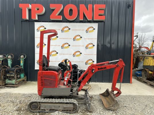 Bobcat E08 à 9900€ HT - Ekskavator mini: gambar 1 Bobcat E08 à 9900€ HT - Ekskavator mini: gambar 1