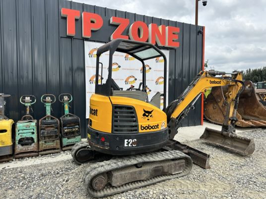 Bobcat E26 à 18900 € HT - Ekskavator mini: gambar 3 Bobcat E26 à 18900 € HT - Ekskavator mini: gambar 3