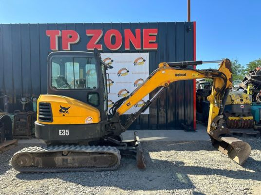 Bobcat E35 Cabine à 22500 € HT - Ekskavator mini: gambar 1 Bobcat E35 Cabine à 22500 € HT - Ekskavator mini: gambar 1