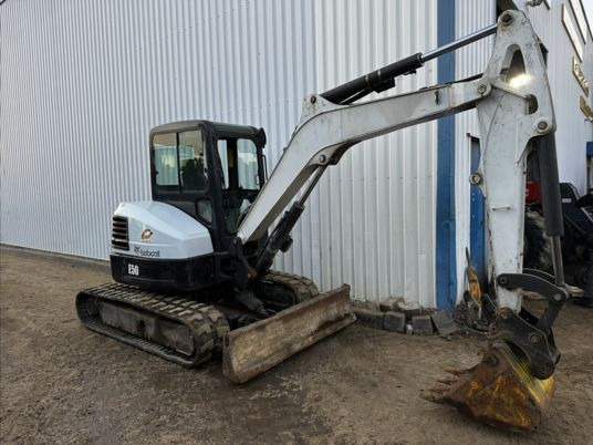 Bobcat E50 à 24900 € HT - Ekskavator mini: gambar 3 Bobcat E50 à 24900 € HT - Ekskavator mini: gambar 3