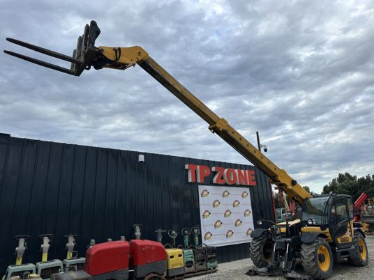 Dieci ZEUS 33.11 à 47500 € HT - Telehandler: gambar 4 Dieci ZEUS 33.11 à 47500 € HT - Telehandler: gambar 4