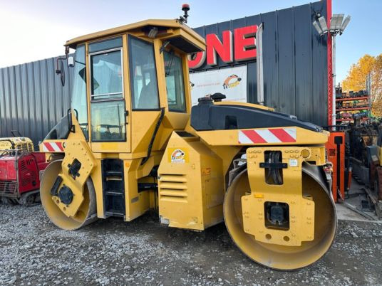 Dynapac CC222 - Roller: gambar 2 Dynapac CC222 - Roller: gambar 2