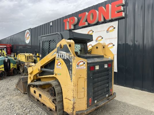 Gehl RT175 High Flow Joystick Clim à 29900 € HT - Track loader yang ringkas: gambar 4 Gehl RT175 High Flow Joystick Clim à 29900 € HT - Track loader yang ringkas: gambar 4