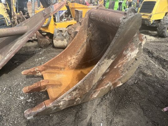 Godet de tranchée Arden pour pelle de 25 a 30 T - Ember ekskavator: gambar 1 Godet de tranchée Arden pour pelle de 25 a 30 T - Ember ekskavator: gambar 1