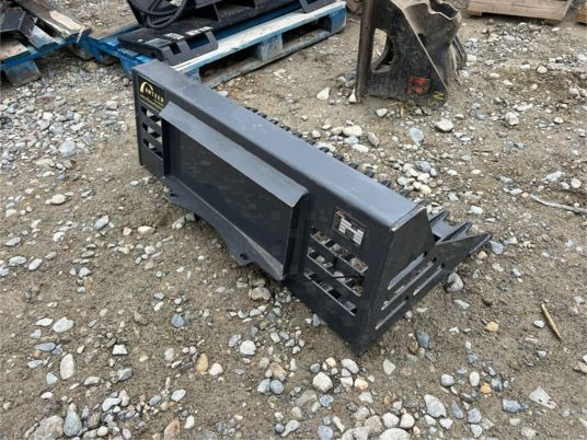 Godet râteau pour minichargeur - Ember: gambar 4 Godet râteau pour minichargeur - Ember: gambar 4