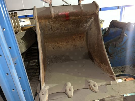Godet terrassement Arden QA20 - QA21 - Ember ekskavator: gambar 1 Godet terrassement Arden QA20 - QA21 - Ember ekskavator: gambar 1